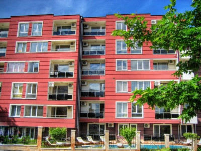 АЛЛИА АПАРТМЕНТС — снимка 2