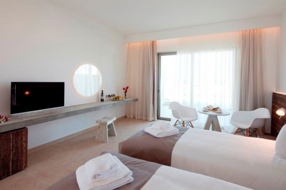 AMPHORA HOTEL & SUITES — снимка 7