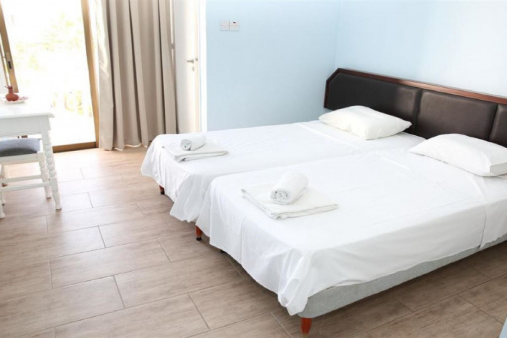 ANTONIS G HOTEL APARTMENTS — снимка 8