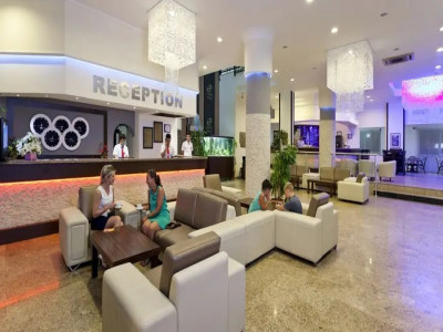 ARABELLA WORLD HOTEL — снимка 5