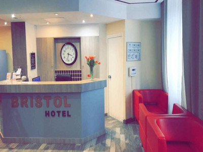 HOTEL BRISTOL REPUBLIQUE — снимка 2