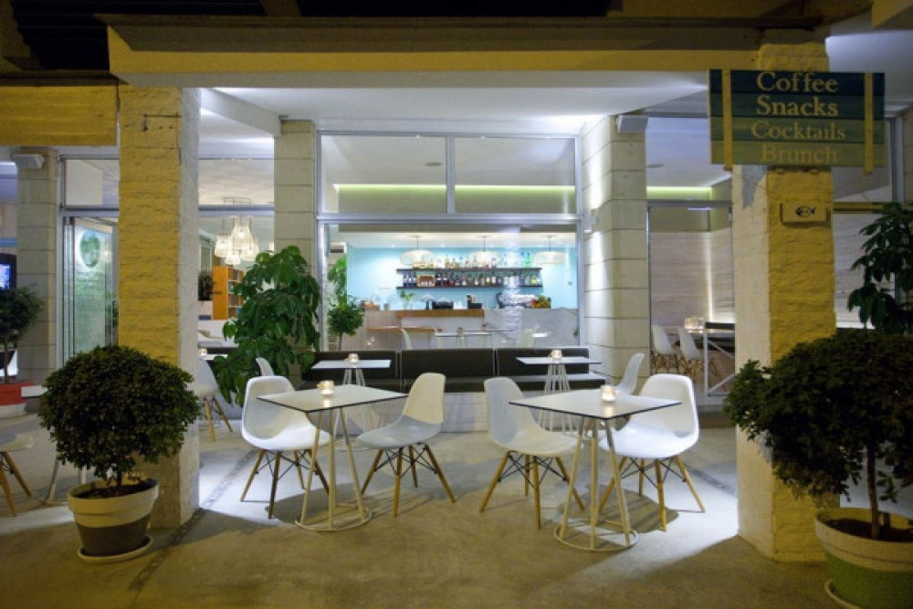 COSTANTIANA BEACH HOTEL APARTMENTS — снимка 4