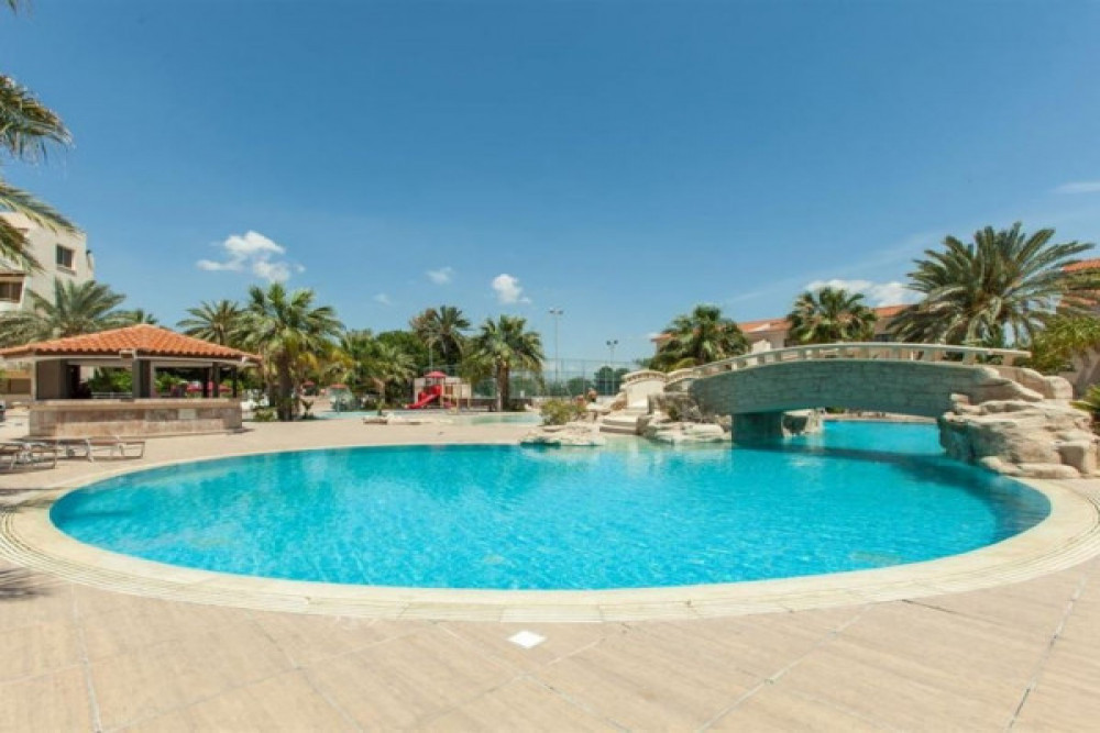 CROWN RESORT HENIPA HOTEL — снимка 3