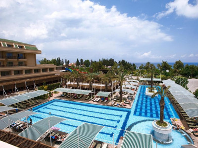CRYSTAL DELUXE RESORT — снимка 3