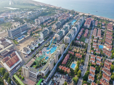 CRYSTAL WATERWORLD RESORT AND SPA — снимка 5