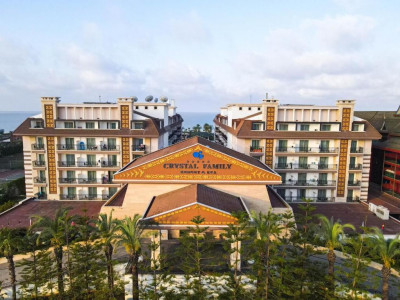 CRYSTAL FAMILY RESORT AND SPA — снимка 2
