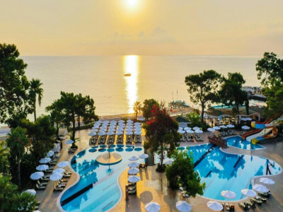 CRYSTAL AURA BEACH RESORT AND SPA — снимка 6