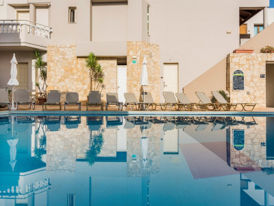 ELOTIS SUITES — снимка 2