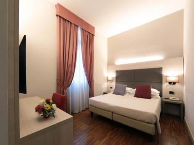 HOTEL CAMPION — снимка 7