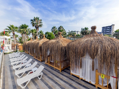 HOLIDAY PARK RESORT — снимка 6
