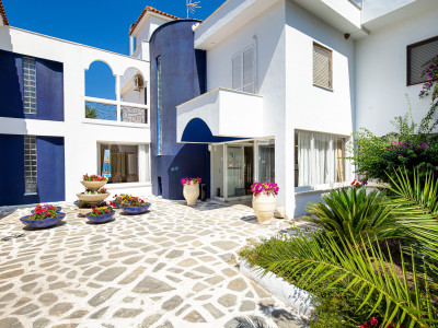 KAMARI BEACH HOTEL — снимка 3