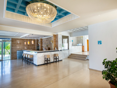KAMARI BEACH HOTEL — снимка 5