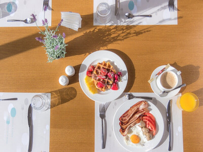 KING MARON BEACH HOTEL AND SPA — снимка 8