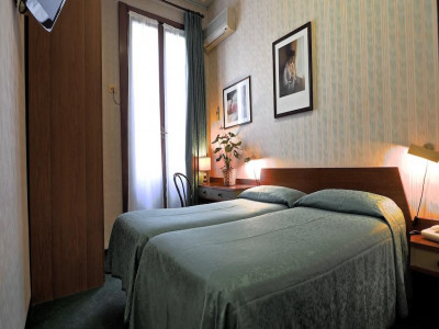 LONDON HOTEL — снимка 5