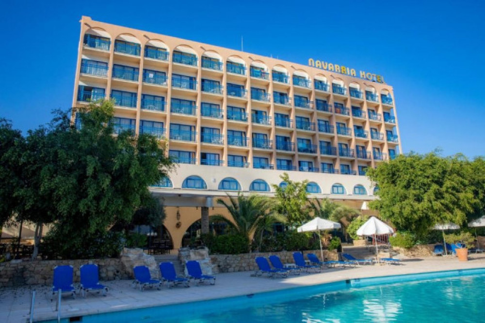 NAVARRIA HOTEL — снимка 2
