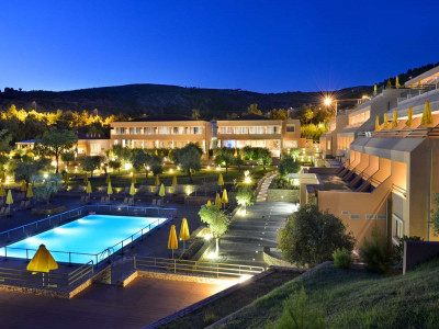 ROYAL PARADISE BEACH RESORT AND SPA - снимка 3