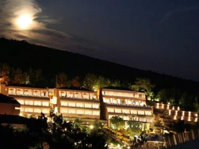 ROYAL PARADISE BEACH RESORT AND SPA - снимка 4