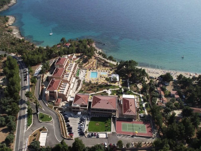 ROYAL PARADISE BEACH RESORT AND SPA - снимка 6