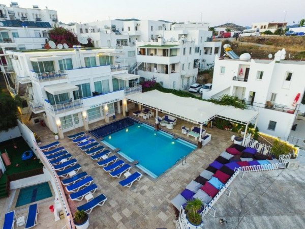 SKY NOVA HOTEL
