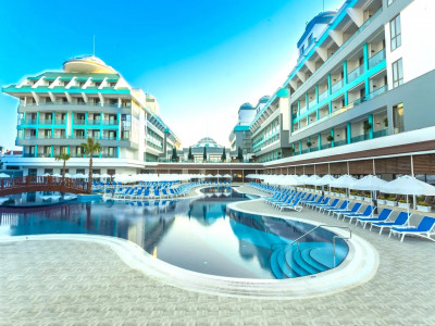 SENSITIVE PREMIUM RESORT AND SPA — снимка 4