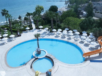 THE HOLIDAY RESORT HOTEL — снимка 4