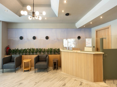 AQUA BEACHFRONT HOTEL — снимка 7