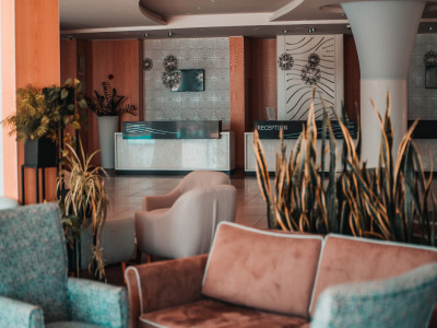 Astoria Hotel - photo 2