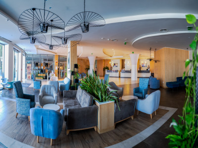 Astoria Hotel - photo 3
