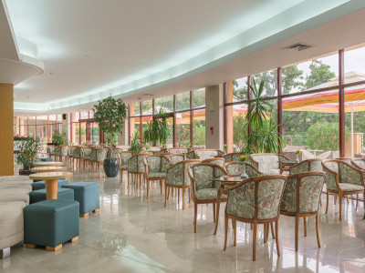 Kristal Hotel - photo 2